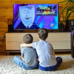 Cuánto cuesta tener la tele encendida todo el día