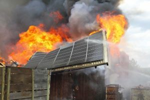 Es perjudicial vivir al lado de placas solares