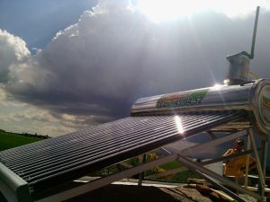 Qué pasa con los calentadores solares cuando está nublado